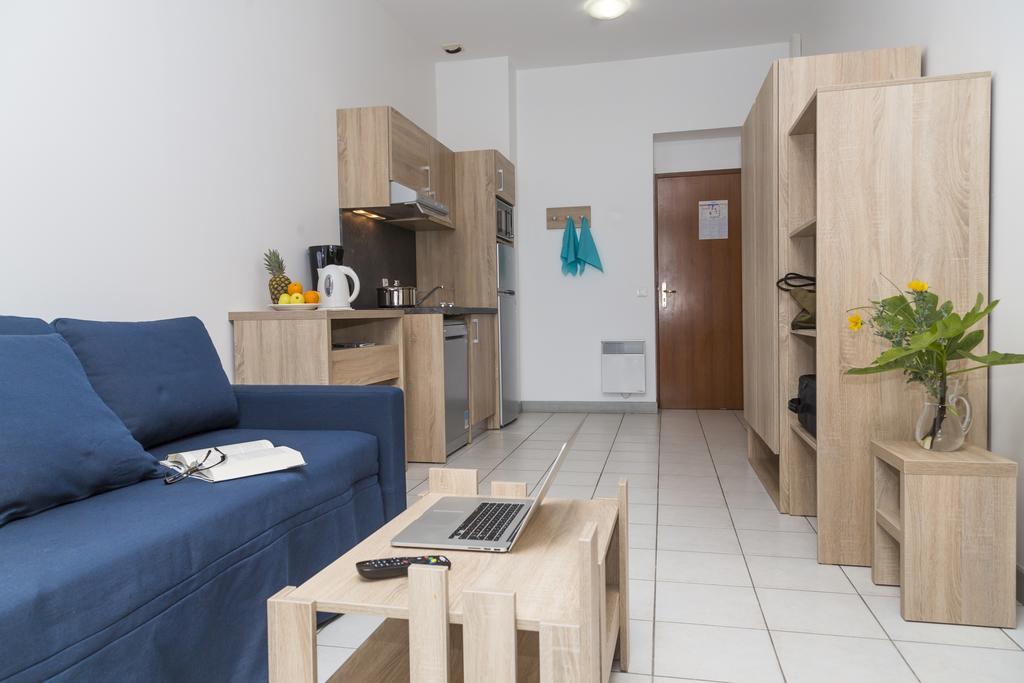 Residence Odalys Valentin Plage 梅尔河畔的巴兹 外观 照片